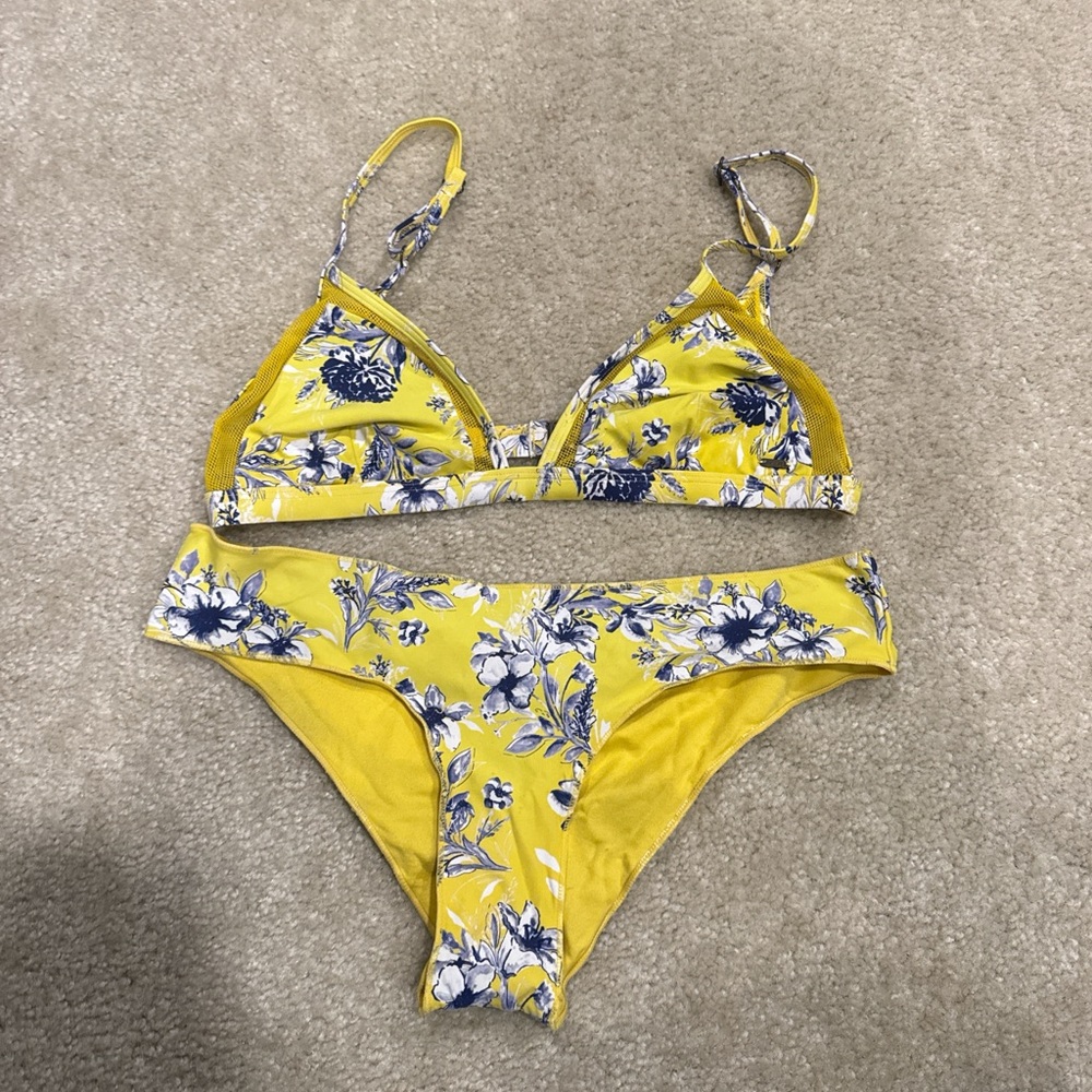 Ripcurl Floral Yellow and Blue Bikini Set size small